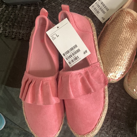 3 pairs flats/espadrilles/shoes - Picture 2 of 7